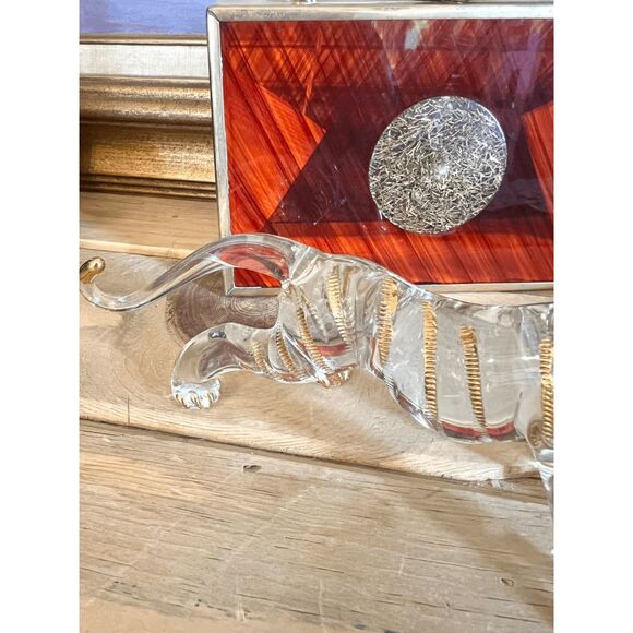 Vintage Hand-Blown Glass Tiger Figurine – Crystal with Gold Stripes - Picture 5 of 5